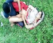 Indian village bhabhi fuck in khet record by secretly from desi couple caught in khet