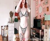 Vends-ta-culotte - Gorgeous girl fitting bikinis at home showing her glorious body naked from langerie try on