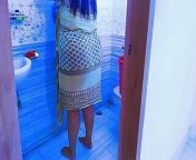 Saudi Arabian hot aunty fucking in bathroom from saudi arabian bbw xxx video