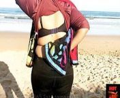 Wife flashes her cleavage in the Outdoor Beach from desi tamil aunty change her dress