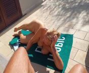 Selena's naked outdoor posing and pleasure from nude flexible woman