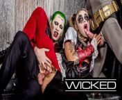 Wicked - Harley Quinn Fucks Joker & Batman from parovi sex