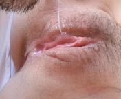 Extreme Close Up Clitoris ! Eating Squirting Unshaved Wet Pussy from extremely wet french pussy