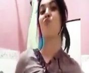 Indian desi hot girl in viral nude video, she is alone in bathroom from viral nude girl