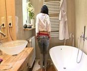 Indian Bhabhi nude shower video showing her desi choot from shower xvideo