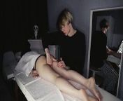 Relaxing massage ended with masturbation and cums for her from alicehowold dildo spy