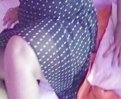 Hot sexy lady show here body with cloth. from desi lover hot cam sex video part mp4