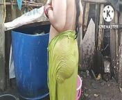Anita yadav bathing outside with dance from aadi manav sexbengali girl sweet lip kiss