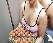 My neighbor loves to eat the whole egg in the morning. from 40yr old thick indian aunty plays on webcam