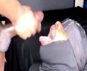 Cumshot in the mouth from shemaile