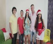 New Year's Eve with family - Christmas part 1 (Bianca Naldy, Vagninho) from nudist family christmas se