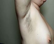 Ellie shows her hairy armpits and plays with them from russiyan arm