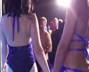 Dancing pussy from nude catwalk model slips on ramp