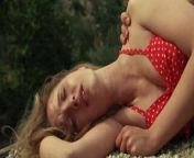 Julie Delpy - ''Voyager'' 02 from franch actress nude beach tv5 monde