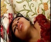 Hinduas slut Mumtaz with big round butt gets her twat banged and her face jizzed during nasty threesome action from samiya mumtaz