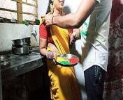 HOLI Par Sexy Bhabhi ko Color Lagakar Kitchen Stand Par Khood Choda from malayalm sexy bhabhi