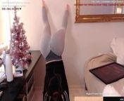 Fake Ass Blonde Huge Buttcheeks Shows Off Yoga Handstand from pawg handstand