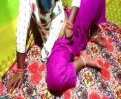 Aunty ko kiraya dene gya or chudai kardi from home made desi devar bhabhi sex videos on originel sou