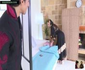 Indian Muslim wife fucked in the ass and pussy by stranger from bhib and devar