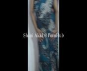Sri lankan sari strip tease big boobs and nice assසාරිය ගලවගෙන කුක්කු එලියෙ දාගෙන නටන ශානි from desi aunty changing sareesexy mom and