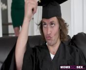 Moms Teach Sex - Step Son &quot;I don&apos;t want to perv on you, your my step mom&quot; S16:E1 from min 1 xxxcom 16