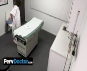 PervDoctor - Beautiful Brunette Babe Goes For A Routine Check-Up But Gets Special Treatment Instead from 红包钱被骗了怎么追回tgwq622黑客接单改分、查档、改学历、破解、入侵等 hfb