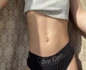 I get a tan in the sun and play with my navel from couples sexy belly play