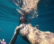 Naked mermaid let me swim with her and I filmed her from nacke