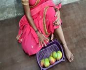 Chubby Street Fruit vendor sex with costumer from gandi choot