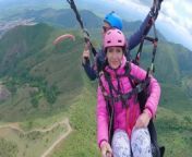 SQUIRTING while PARAGLIDING in 2200 m above the sea ( 7000 feet ) from azove